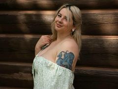 SashaBronte - blond female with  big tits webcam at LiveJasmin