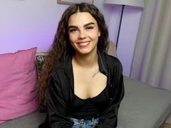 SashaDior from LiveJasmin