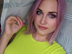 SaxaHelewidis - blond female webcam at LiveJasmin
