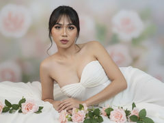 ScarletteBennet - shemale with black hair webcam at LiveJasmin