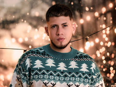 SebasMaximoff from LiveJasmin