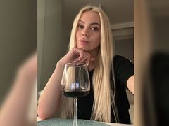 SecretDominika from LiveJasmin