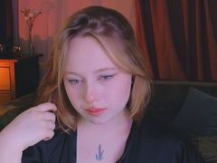 SelenaArmande - female with brown hair and  big tits webcam at LiveJasmin