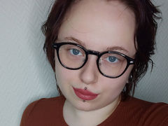 SelenaArmande - female with brown hair and  big tits webcam at LiveJasmin