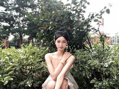 SelenaLur from LiveJasmin