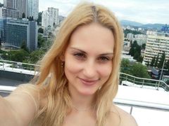 SelenaSlaw - blond female webcam at LiveJasmin