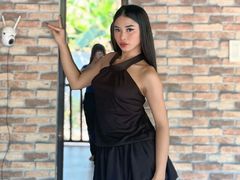 SeleneOganda - shemale webcam at LiveJasmin