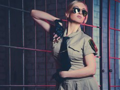 SHEZEL - blond female with  big tits webcam at LiveJasmin