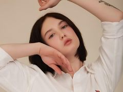 ShantaeJebbett - female with brown hair and  big tits webcam at LiveJasmin