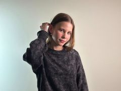SharmaineHorras - blond female webcam at LiveJasmin
