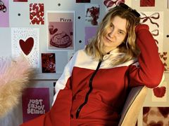 SheenaHoltham from LiveJasmin