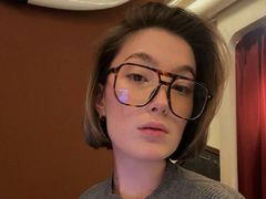 SheilaSweezer from LiveJasmin