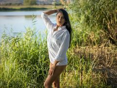 IndianShia - female with black hair webcam at LiveJasmin