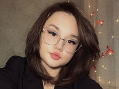 ShielaQuam from LiveJasmin