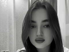 ShirleyDiaz from LiveJasmin