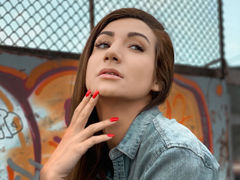 ShivaRed - female with red hair webcam at LiveJasmin