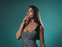 ShivaRed - female with red hair webcam at LiveJasmin