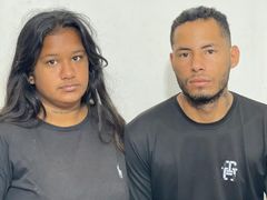 ShopieAndAdrian - couple webcam at LiveJasmin