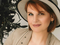 SunLina - female with red hair and  big tits webcam at LiveJasmin