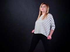 SiennaLoren - blond female with  big tits webcam at LiveJasmin