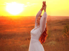 Charmingsoulmate - female with brown hair and  big tits webcam at LiveJasmin