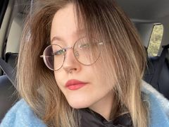 SilverAdes from LiveJasmin