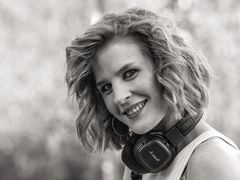 SilverAmos - blond female with  small tits webcam at LiveJasmin