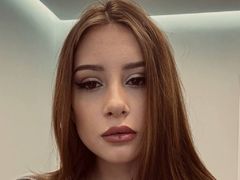 SimoneHok from LiveJasmin