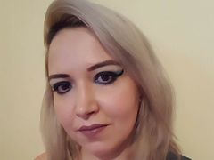 Simplistgirl - female with black hair and  big tits webcam at LiveJasmin