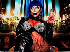 SindelLuna from LiveJasmin