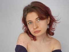 SixtaTocher from LiveJasmin