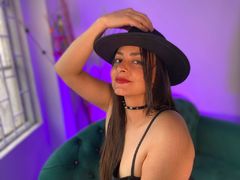 SkyReynolds from LiveJasmin