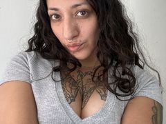 Slaynaxoxo - female with black hair and  small tits webcam at LiveJasmin