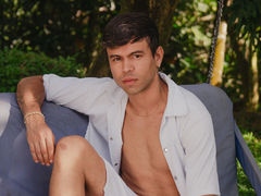 SmithAaroon from LiveJasmin