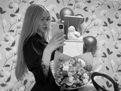 SofiaDaimon - blond female webcam at LiveJasmin