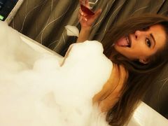 SofiaReses - blond female with  big tits webcam at LiveJasmin