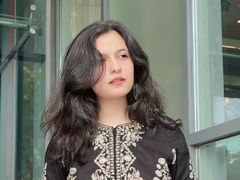 SofiaScort - female with black hair webcam at LiveJasmin