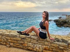 SofiaReses - blond female with  big tits webcam at LiveJasmin