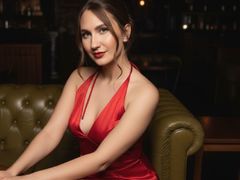 SofiiaBlake - female with brown hair and  big tits webcam at LiveJasmin