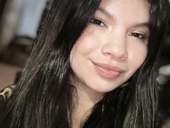 SolHill - female with black hair webcam at LiveJasmin