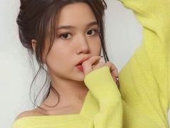 SonaLight from LiveJasmin