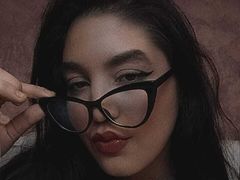 SoniaPinky - female webcam at LiveJasmin