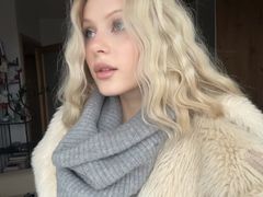 SonyaLii from LiveJasmin