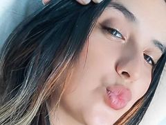 SophiaCastell from xLoveCam