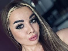 SophiaPatel from LiveJasmin