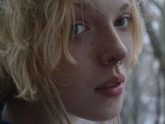 SophieLane - blond female webcam at LiveJasmin