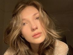 SophieLix from LiveJasmin