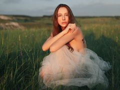 LaurenRossa - female with brown hair webcam at LiveJasmin