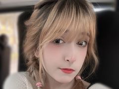 SophieToffie from LiveJasmin