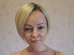 SophieCrach - blond female with  big tits webcam at ImLive